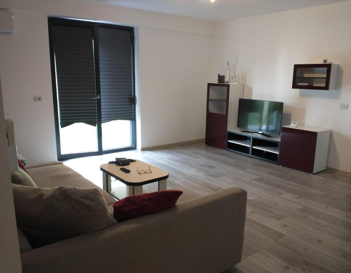 Apartment In Complex Rezidential Cu Parcare. Timişoara